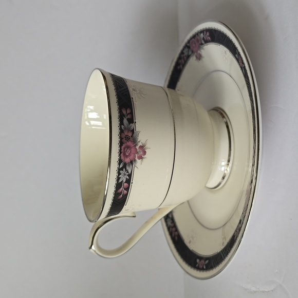 Noritake Etienne Ivory China Footed Coffee Mug Tea Cup And Saucer 7260 Japan - Picture 6 of 16